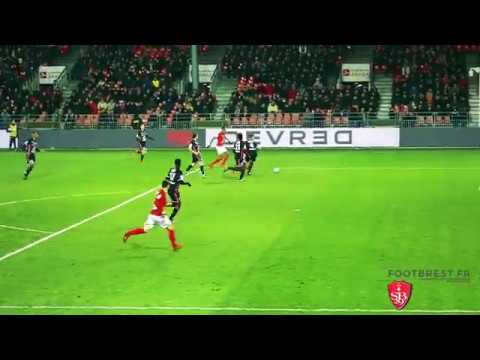 Footbrest.fr Retourné acrobatique de Julien Faussurier face à l'ACA