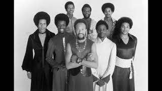 Earth Wind & Fire -  Time Is On Your Side