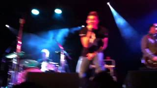 James Durbin singing Love Me Bad live!
