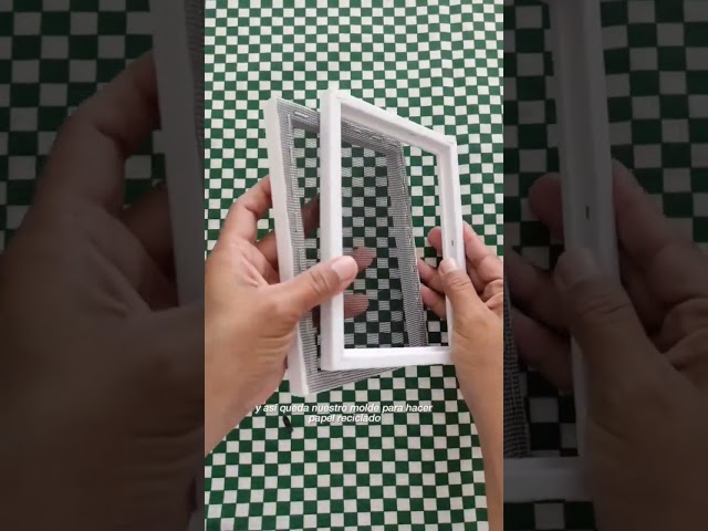 Vídeo relacionado con Worown 2 en 1 Marco para Fabricación de Papel, 4 Tamaños Molde de Fabricación de Papel, Marco de Madera para Manualidades de Papel (A4, A5, A6 y A7)