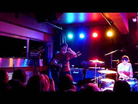 Extras - The Shower Scene - Crowd Banter - Live at Manchester Academy - 17th April 2010