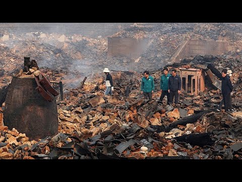 Video Thumbnail: Deadly wildfires ravage southern South Korea