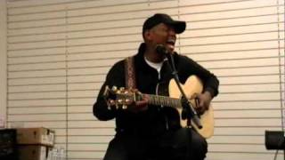 Javier Colon Performing &quot;Crazy&quot; (Debut Single) And &quot;No One&quot; (Alicia Keys Cover)