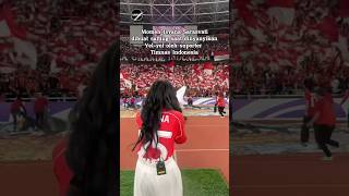 Download lagu Isyana Sarasvati dibuat salting nih sama suporter Timnas Indonesia 😅 mp3