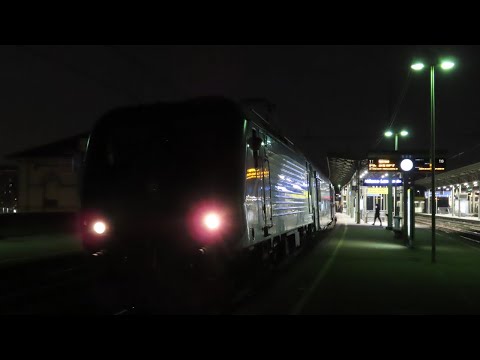 Italy: Trenord Class E464 leaves Milano Lambrate for Tortona with a train of DD 'Casaralta' stock