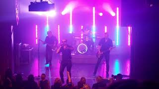 Neljä Ruusua: Olen niin pop live @ Olympia 6.4.2018