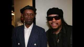 Maxi Priest &amp; Beres Hammond  -  How can we ease the pain