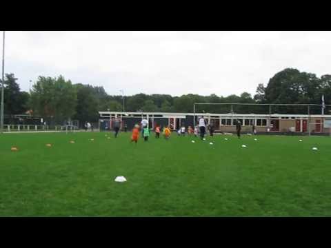 RCZ Dwergenvoetbal voor kinderen van 4 en 5 jaar