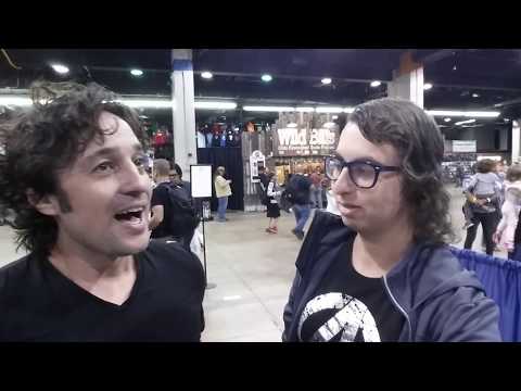 Solzy at the Movies interviews Thomas Ian Nicholas at 2017 Wizard World Chicago