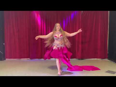 Arabesque Academy VT 2021: Improvisation av Julia