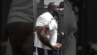 【63.5cm...?】人間の腕は遂にウエストを超えた 全人類で最も筋肉質な剛腕の持ち主【Samson Dauda】