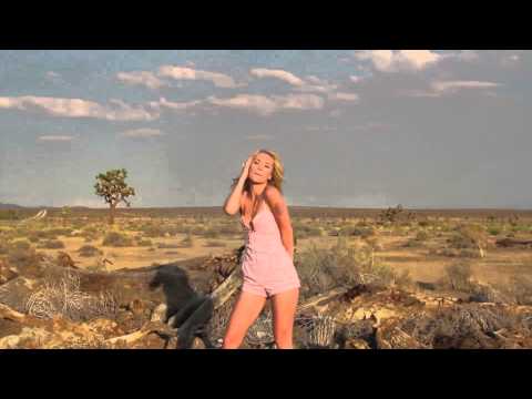 Stereolizza -  Go back To Your Mama [Go back To Your Mama] - Official MV