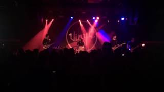 Almost Awake - Misery Business (LIVE at Vinyl)