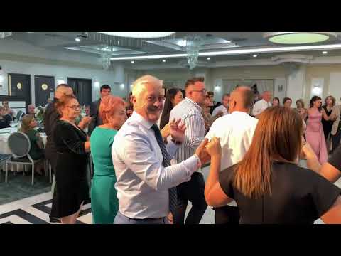 Nunta Mioveni 2025 cu - FORMATIA MODERN din Mioveni - tel : 0741068162 / 0766751805