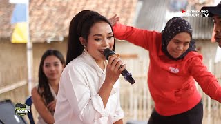 Download lagu Enak Banget !! Ayun Ambing Medley Kembang Beureum Voc Mpok Ncun mp3