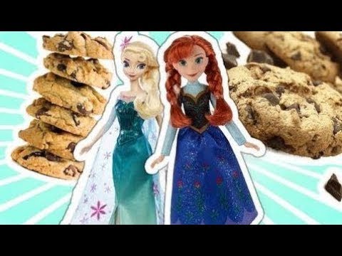 Frozen Elsa Makes Chocolate Chip Cookies Homemade
