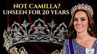 Download lagu Princess of Wales Wore the Tiara Everyone Expected on Camilla: The Indian Circlet Returns mp3 Download lagu Princess of Wales Wore the Tiara Everyone Expected on Camilla: The Indian Circlet Returns mp3