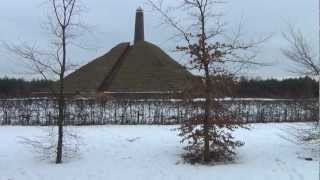 Pyramide d`Austerlitz de Napoleon la plus grande d`Europe & Hotel Bilderberg à 8 km distance