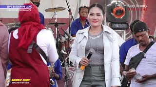 Download lagu DI GRAYANG LAKA VOC.SUSY ARZETTY LIVE SHOW SEGERAN JUNTI IM HAJAT BPK SAUDI / IBU BAENAH . NMS mp3