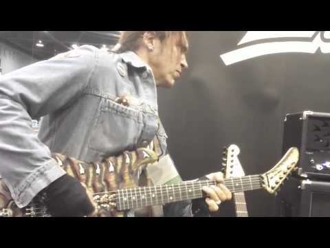 Winter NAMM 2012 - George Lynch Playing Diezel Hagen