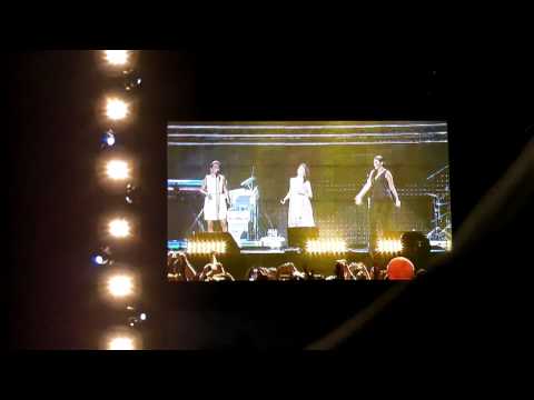 Elisa & Irene Grandi & Laura Pausini - Luce (Tramonti a Nord Est) @ Amiche per l'Abruzzo