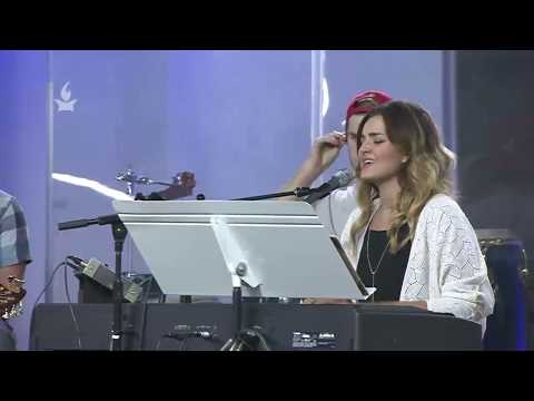 Lauren Alexandria // August 18, 2015