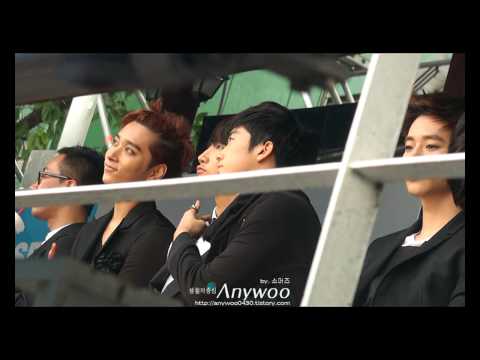 [FANCAM] 100826 Wooyoung Junsu Chansung photo shot