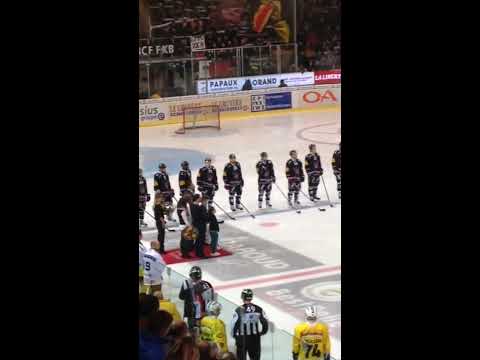 Les maillots de Shawn Heins et Beni Plüss retirés