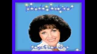 Wanda Jackson - Daydreaming