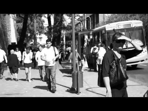 Miles de pasajeros- bajofondo