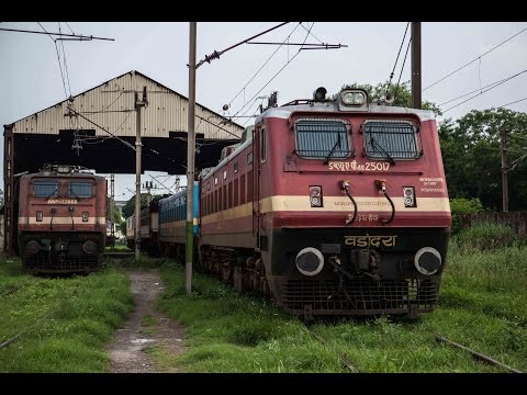 Hindistan Demiryolları Temiz Enerji ile Çalışıyor