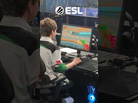 Kyousuke warming up for his debut at IEM Cologne 👀