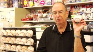 Card &amp; Autograph Collecting : What Kind of Pen Should You Use for Baseball Autographs?