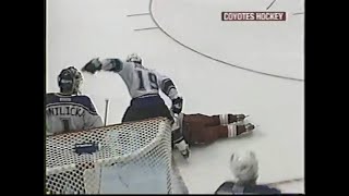 Sean Avery attacks Mike Sillinger