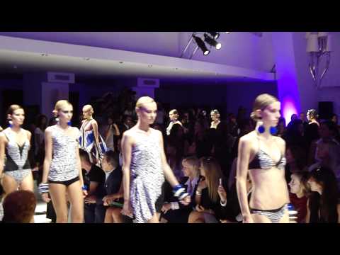 Milan Fashion Week: Parah S/S 2011