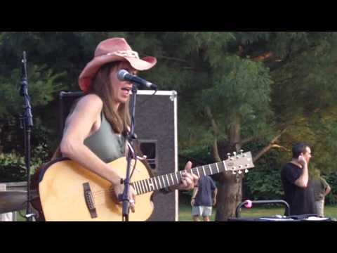 Tiffany Christopher POLICY Gully Park Concert Series 2001 June female singer songwriter looping
