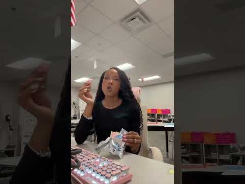 Teacher morning routine📝💖 #teacherlife #teacher #asmr #morningroutine #classroom #teachervlogger