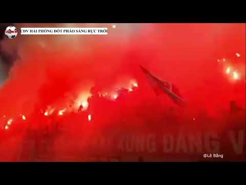 CĐV HẢI PHÒNG ĐỐT PHÁO ĐỎ SÂN | ĐÁ GIAO HỮU THÔI CHƠI MẠNH THẾ?