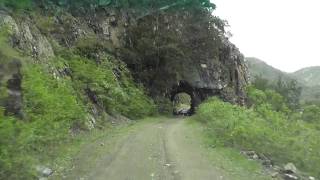 preview picture of video 'Convict tunnel on old Grafton road, created in the late 1800s.m2ts'