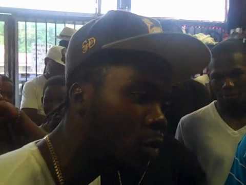Hell Rell vs Buck Breeze new haven,ct  rap battle  Round 3