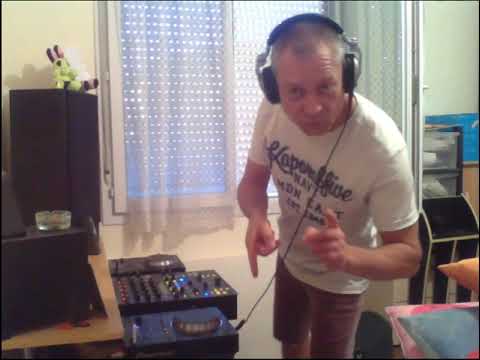 HOMMAGE TITAN XYPHOS COMPLEX 2022