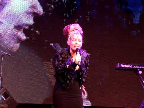 Rona Nishliu - Suus - Opening party