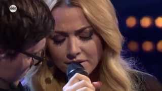 Download lagu Hadise Hurt Eén TV Canlı Performans 2014 mp3