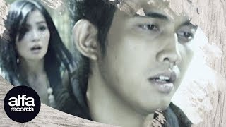 Download lagu LYLA - Bernafas Tanpamu ( Karaoke Video) mp3