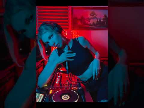 Teya Flow -Melodic Techno/Techno Mix August