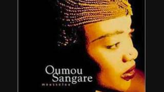 Oumou Sangare ~ Moussolou