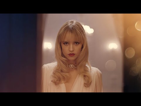 Angèle - Oui ou Non [CLIP OFFICIEL]