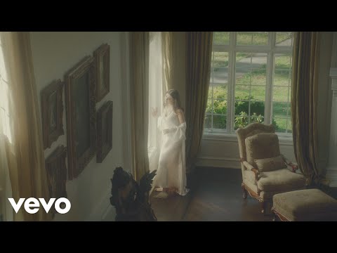 Elle Winter - Sad Girl Heaven (Official Video)