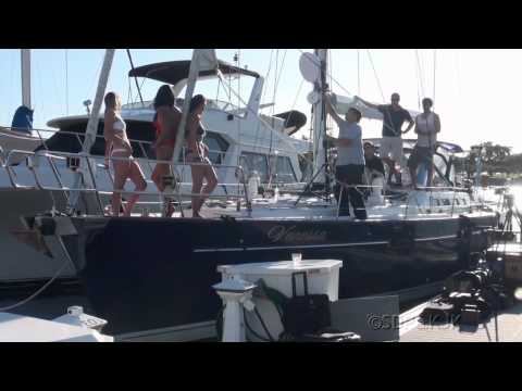 Swimwear and Fashion Photo Shoot in Hawaii 4 minute