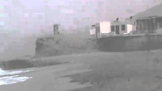 condominio de playa riviera francesa & riviera italiana. casas destruidas